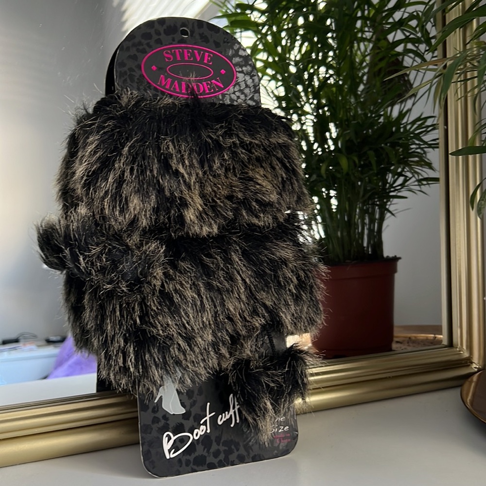 Steve Madden Boot Cuffs